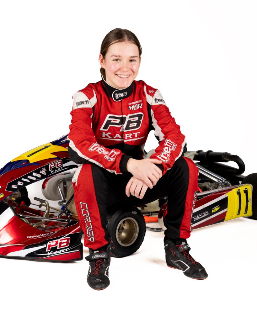Charline Cordier pilote de karting féminin.